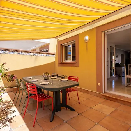 Spacieuse Maison Pour 6 Personnes, Proche Et Commerces *