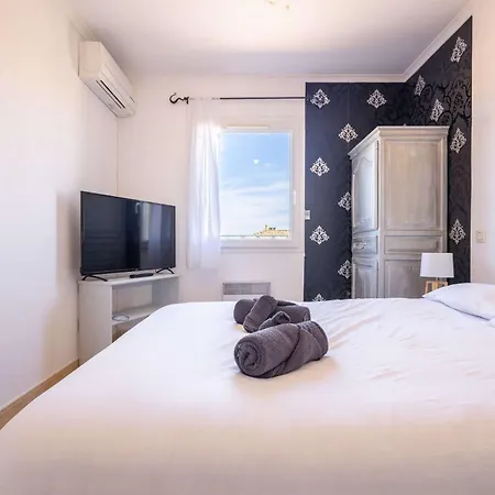 Spacieuse Maison Pour 6 Personnes, Proche Et Commerces