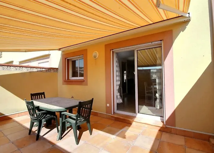 Spacieuse Maison Pour 6 Personnes, Proche Et Commerces *